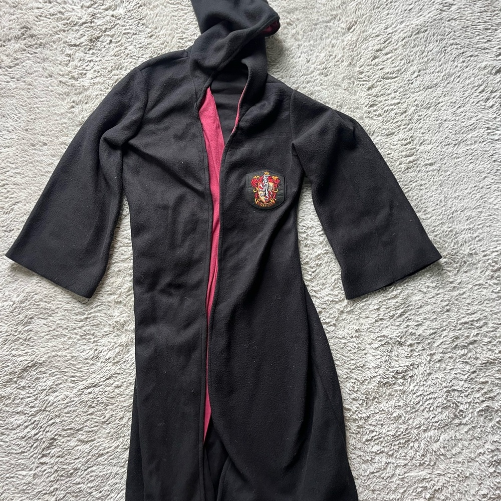 Warner Bros. Harry Potter Black and Pink Robe